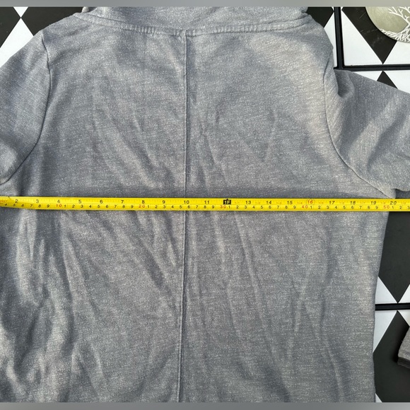 The North Face Women’s Cowl Funnel Neck Sweatshirt - Picture 8 of 9